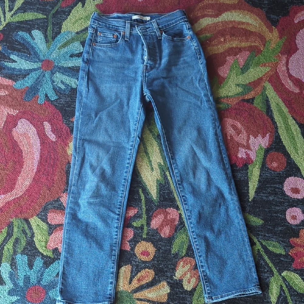 Levi's Wedgie Straight